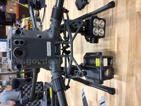 DJI Matrice 300 RTK Drone With Thermal camera and other accesories.
