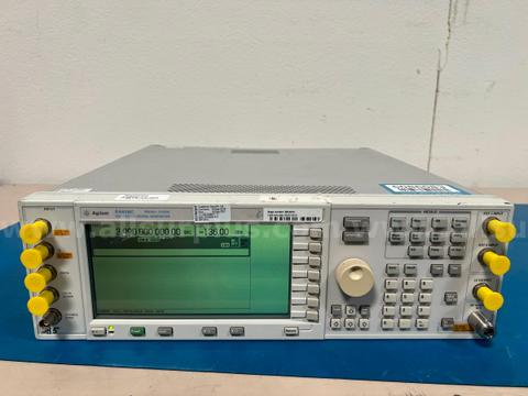 Agilent E4438C ESG Vector Signal Generator, 250kHz - 3.0 GHz