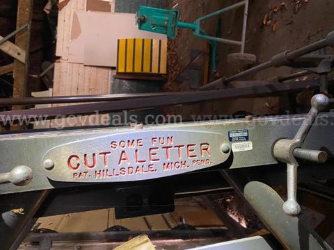 Some Fun Cut-A-Letter Router Table