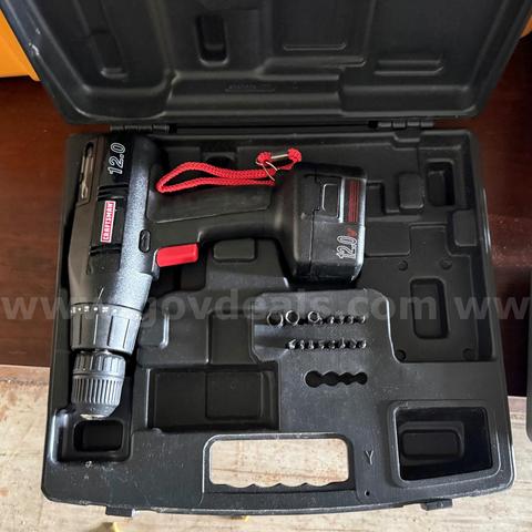 Craftsman 12V drill-driver with bits- NO CHARGER