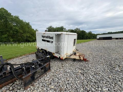 1988 Ingersoll Rand 1650 T/A Portable Air Compressor