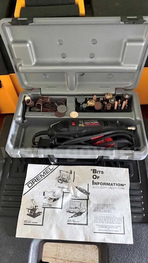 Dremel moto-tool with various bits