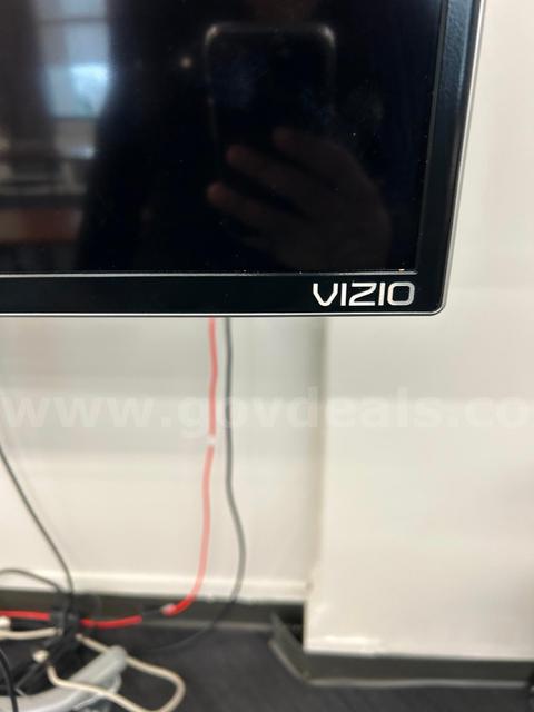 Vizio TVs QTY: 2