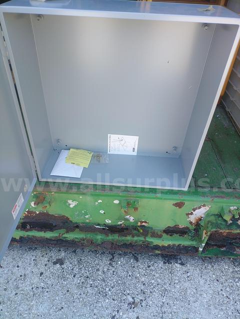 Lot of for lockable wall mount boxes