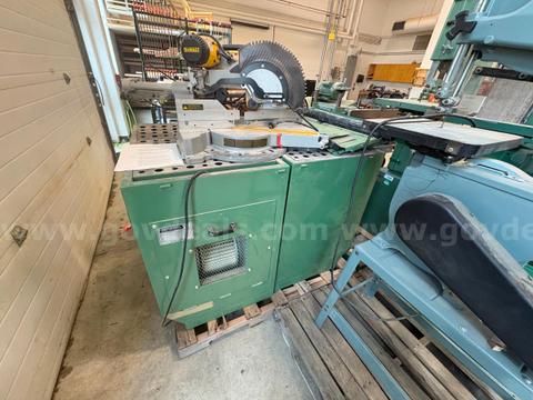 General International Industrial Downdraft Sanding Table
