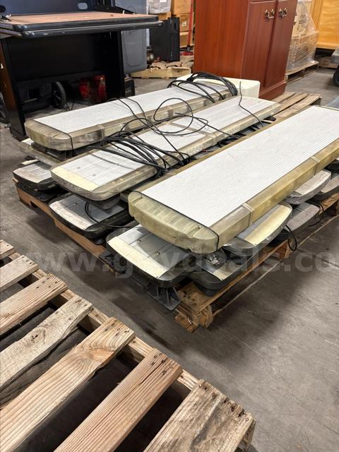(11) CLEAR EMERGENCY LIGHT BARS