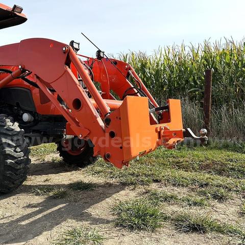 FREE SHIPPING - NEW 3/8" Skid Steer Mount Plate w/ 2" Removable Receiver Hitch