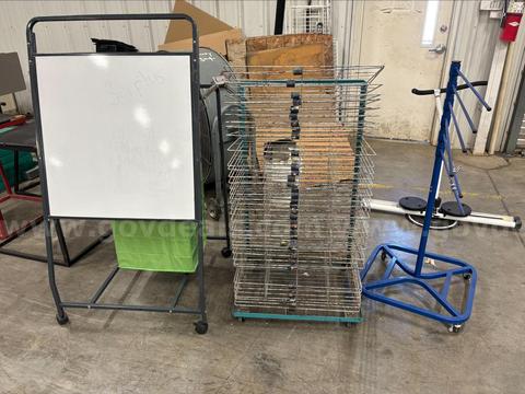 ONE LOT OF ART EQUIPMENT
