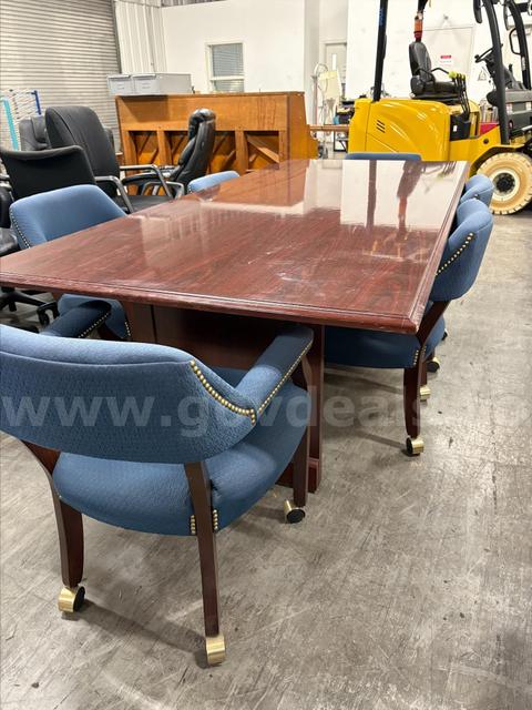 8' X 42" CONFERENCE TABLE WITH (6) MATCHING ROLLING CHAIRS