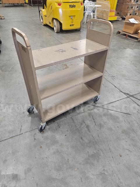 ROLLING METAL CART (41IN H X 36IN W X 15IN D)