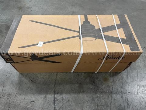 HUNTER TRAK 60INCH CEILING FAN (NEW IN BOX)