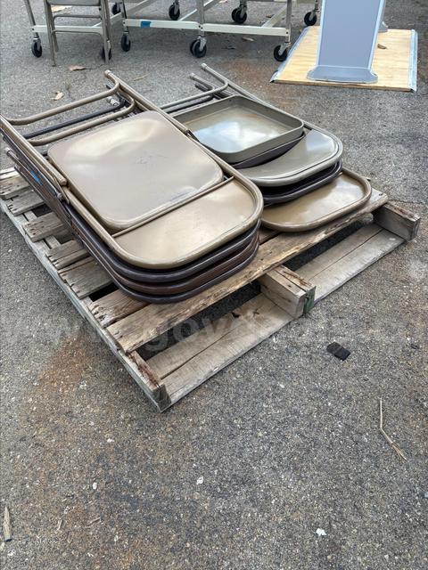 (7) FOLDING METAL CHAIRS