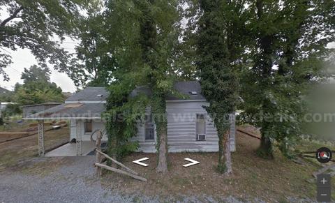 Affordable 2-Bed Fixer on Grand Ave in Eldorado IL – Great Starter Project or Rental Investment in a Quiet Market