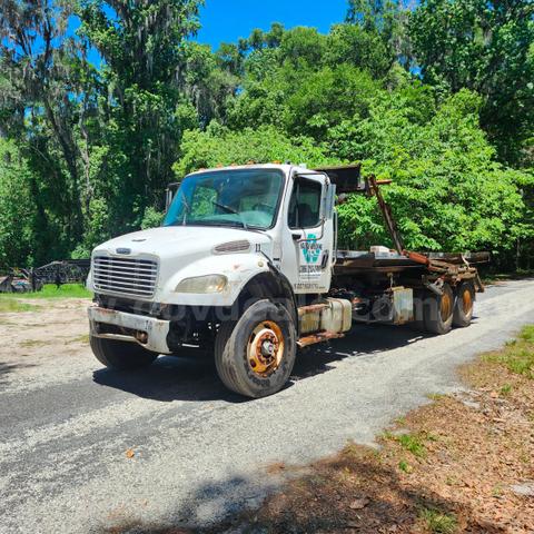 2007 freightliner m2 roll off truck