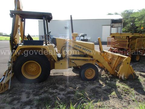 JOHN DEERE 310C BACKHOE
