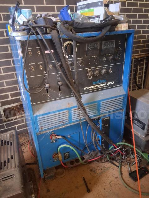 Miller syncrowave 300 AC/DC tig & stick