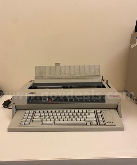 IBM Wheelwriter 6