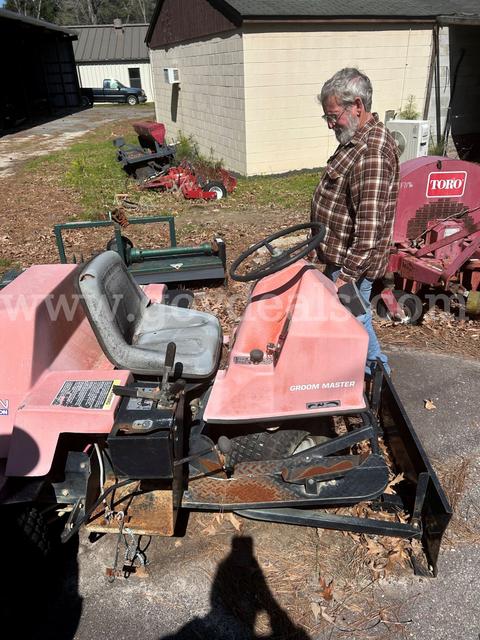 Jacobsen Groom Master Rake