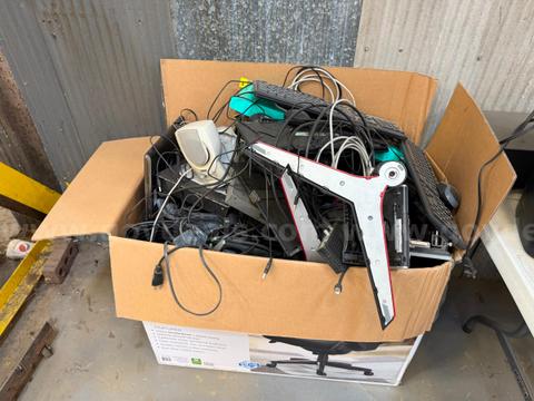 1 LOT OF ASST COMPUTERS AND MCS PARTS