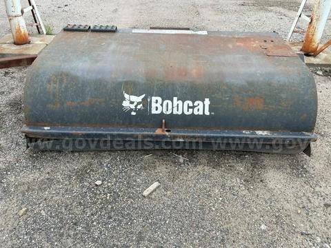 72" BOBCAT SWEEPER ATTACHEMENT