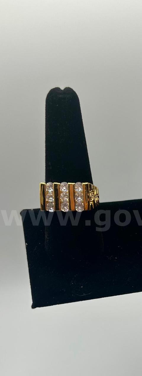 Men’s Size 09, 24K, Bar W/CZ Nugget Ring. Read ⬇️