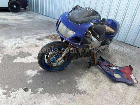1998 Suzuki GXS-R600 600cc