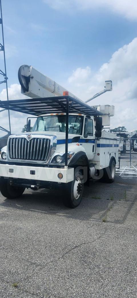 2012 International 7300 Bucket Truck