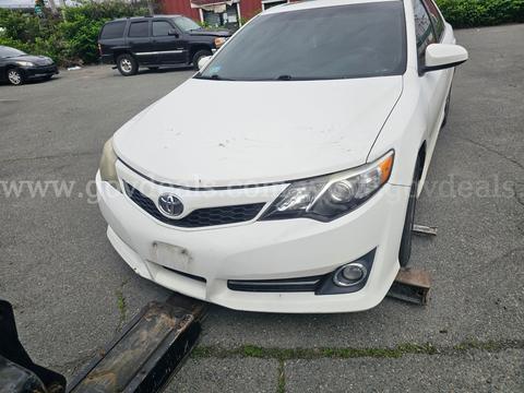 2012 Toyota Camry SE V6