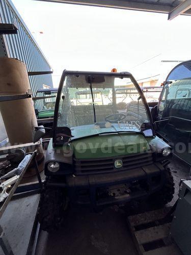 2017 625i John Deer Gator