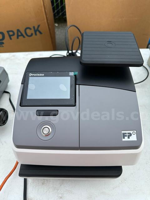 Francotyp-Postalia Digital Postage Meter Mailing System with Integrated Scale