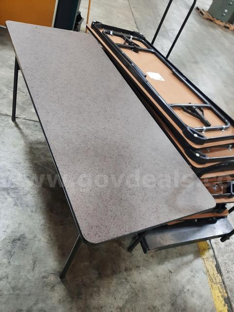 10 RECTANGLE FOLDING TABLES WITH CART