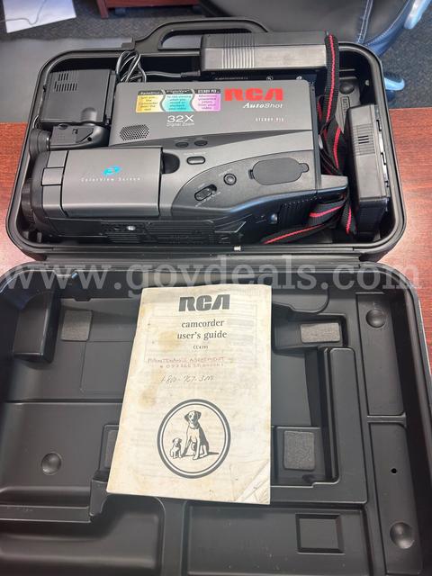RCA  CC4391 Camcorder