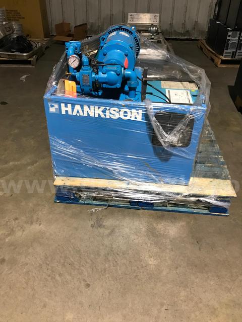 MOTOR, AIR COMPRESSOR AND DRYER UNIT ON TWO PALLETS.