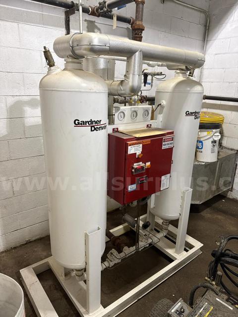 Gardner Denver VGEHD-350-436 Heated Regenerative Air Dryer