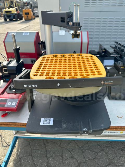 Amersham Biosciences Frac-950 Fraction Collector Laboratory Sample Collector