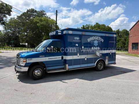 2019 Ford Econoline E450