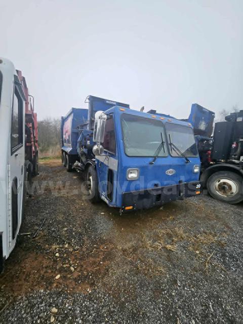 2009 Crane Carrier Co. Low Entry  ***NO RESERVE***