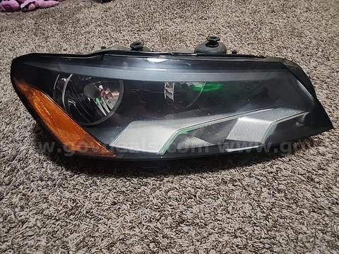 Volkswagen Passat Headlight Assemblies