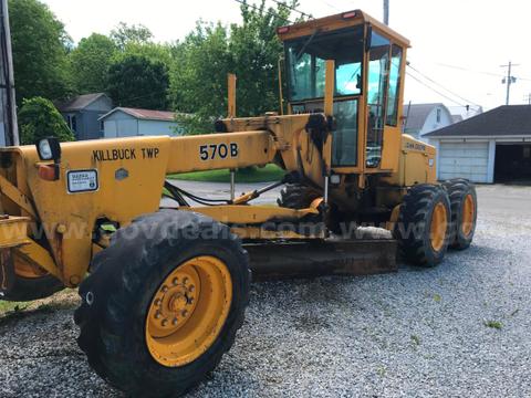 1987 John Deere Road grader