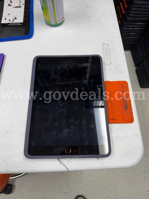 Lot of (434) 8th Generation iPads