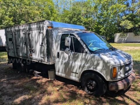 1997 Chevrolet Express S/A Box Truck
