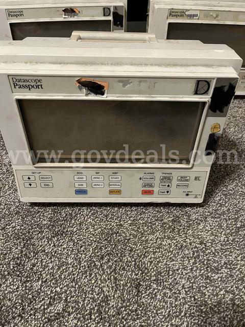 Lot of 4 Datascope Passport D monitor