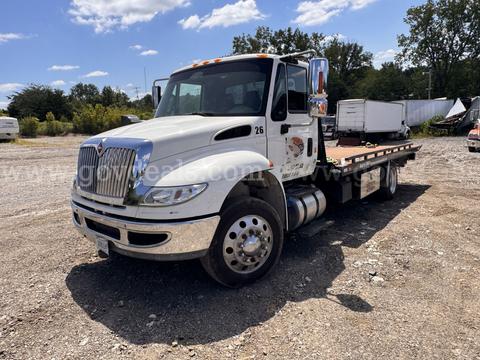 2017 International DuraStar 4300 S/A Roll Back