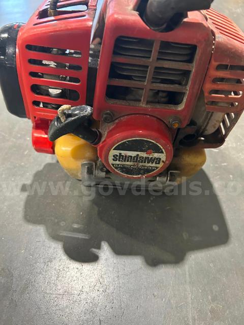 SHINDAIWA STRAIGHT SHAFT STRING TRIMMER