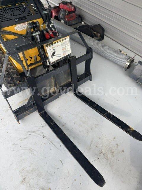 Land Honor Mini Skid Steer Pallet Forks — 60" — 4,000 lb Capacity