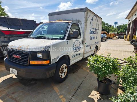 2006 GMC Savana G3500 Cargo Van