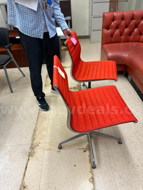 Soft pad side office chair QTY: 2