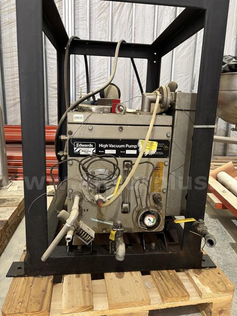 Edwards High Vacuum Pump with Mist Filter
