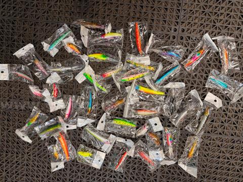 FREE SHIPPING - Bulk Lot New Topwater Fishing Lures Assorted Colors FREE SHIPPING