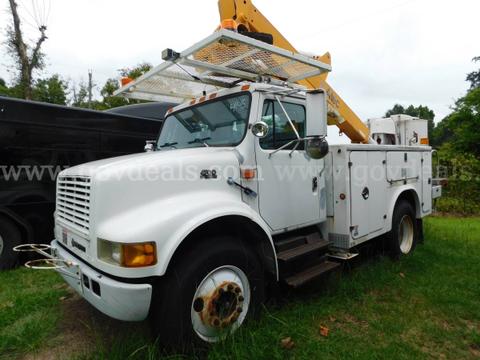 BUCKET TRUCK 1999 INTERNATIONAL  4700